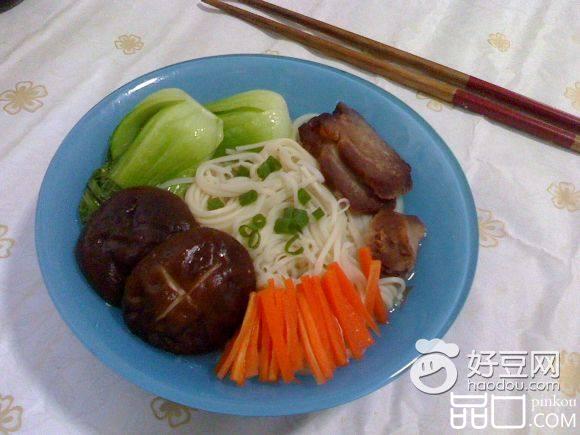 叉烧汤面