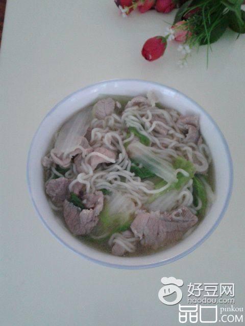 白菜猪肉汤面