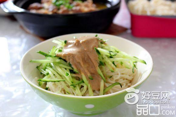 芝麻酱凉面