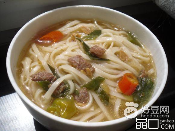 香辣肉丁面