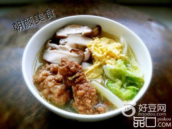 酥肉香菇面