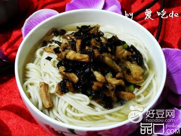 芽菜肉丝面