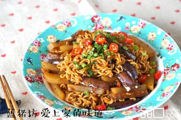 茄子土豆烩方便面