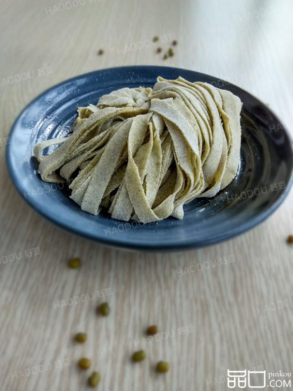 手擀杂面条