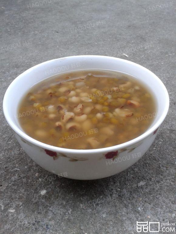 绿豆煮九月豆汤