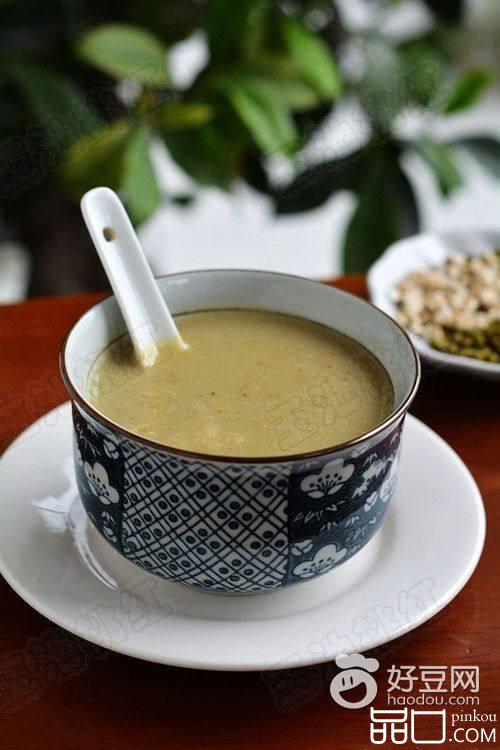 绿豆薏米豆浆