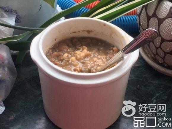 绿豆薏仁粥