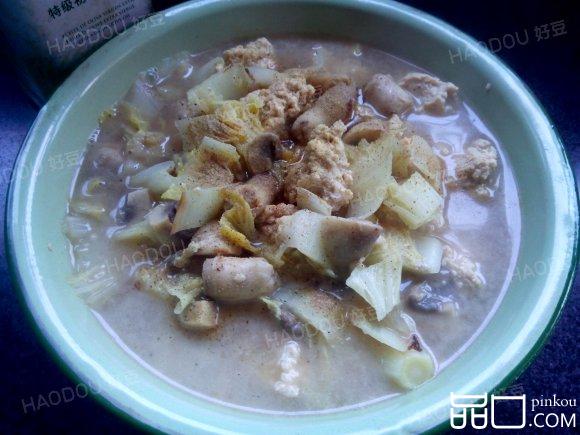 白菜蘑菇豆腐丸子汤