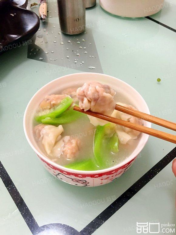 丝瓜煮云吞