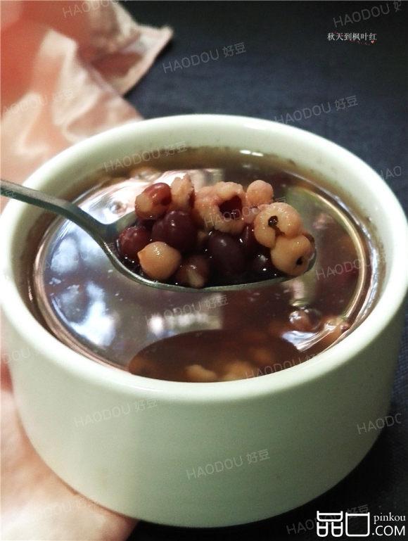 红豆薏米芡实粥
