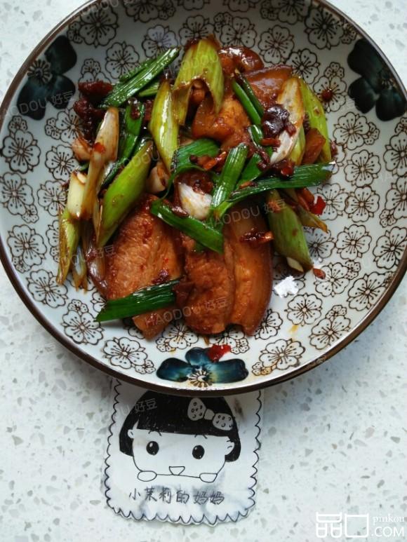 回锅肉炒蒜苗