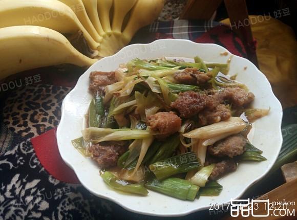 过油肉炒蒜苗
