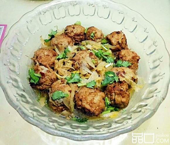 酸菜炖藕圆子
