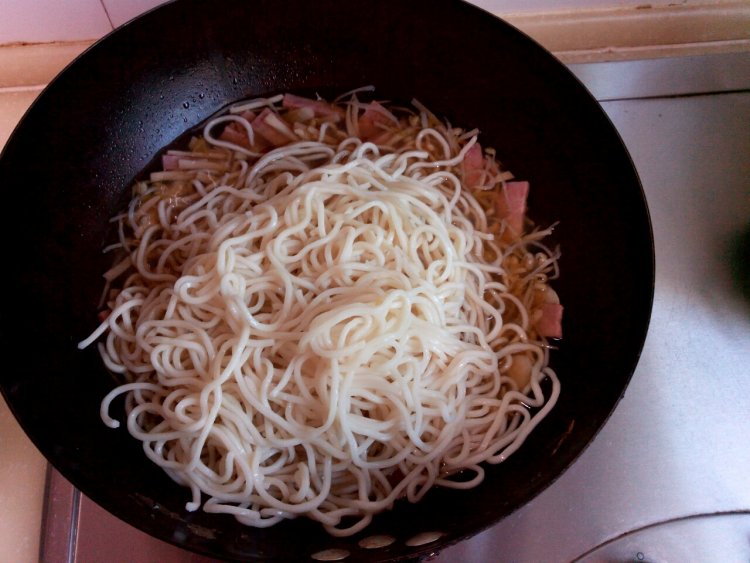 热汤面#新鲜从这里开步骤10
