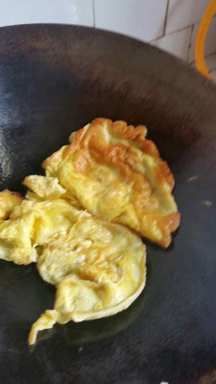 韭菜鸡蛋炒面步骤5