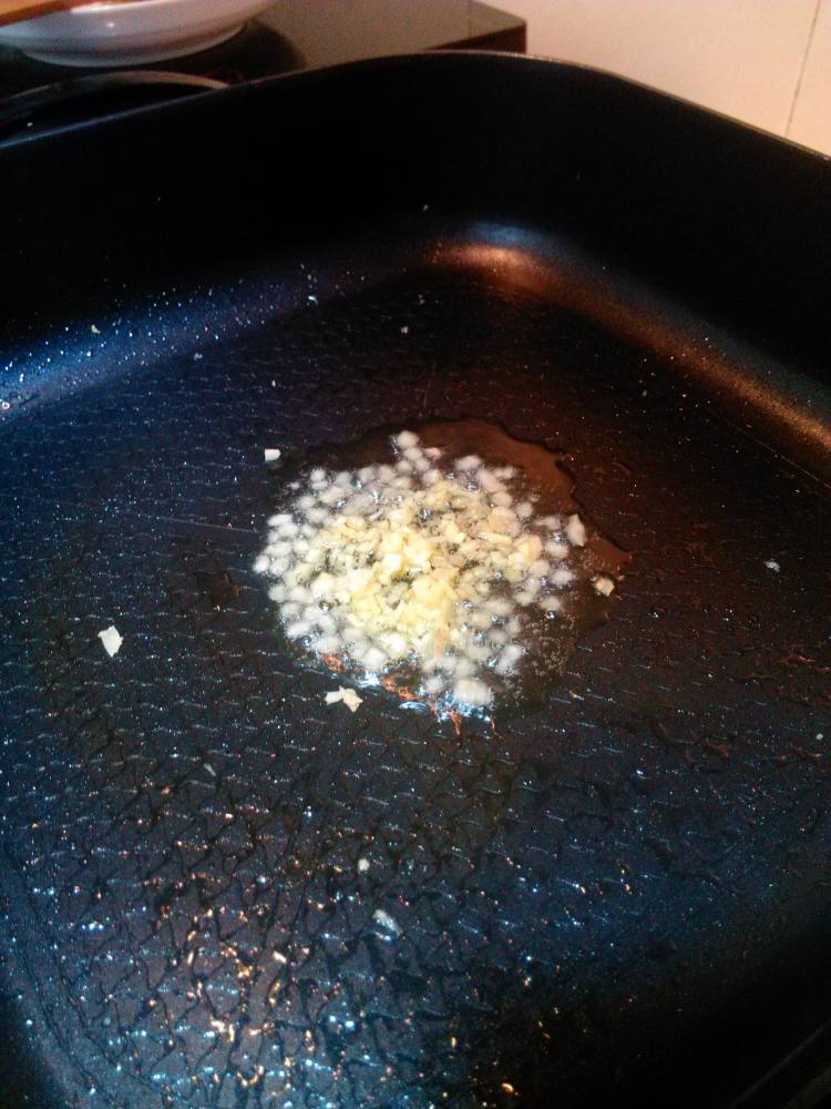 云耳鸡蛋炒面步骤11