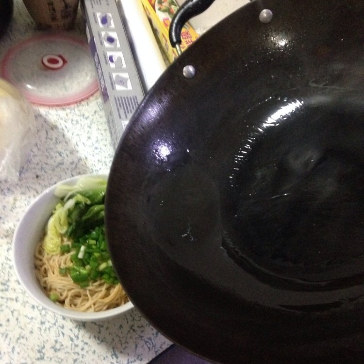 多菜葱油拌面步骤6