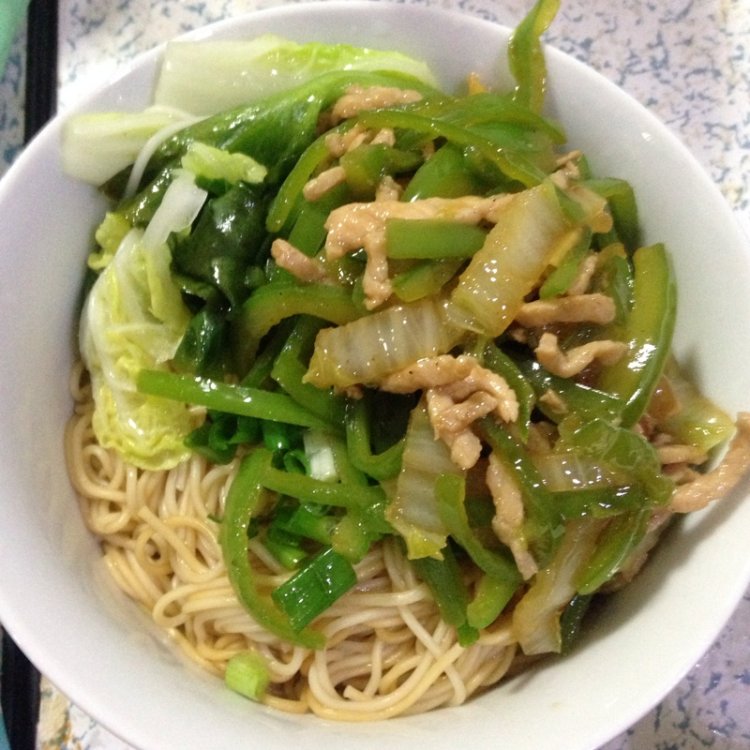 多菜葱油拌面步骤7