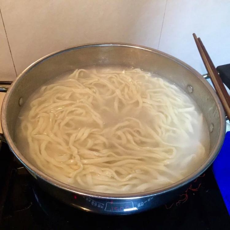 酱醋蛋拌面步骤4