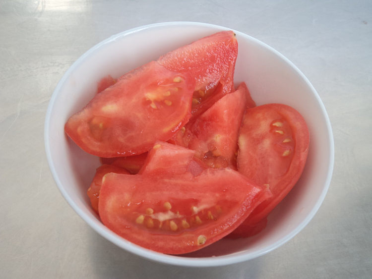 杏鲍菇豌豆番茄面步骤3