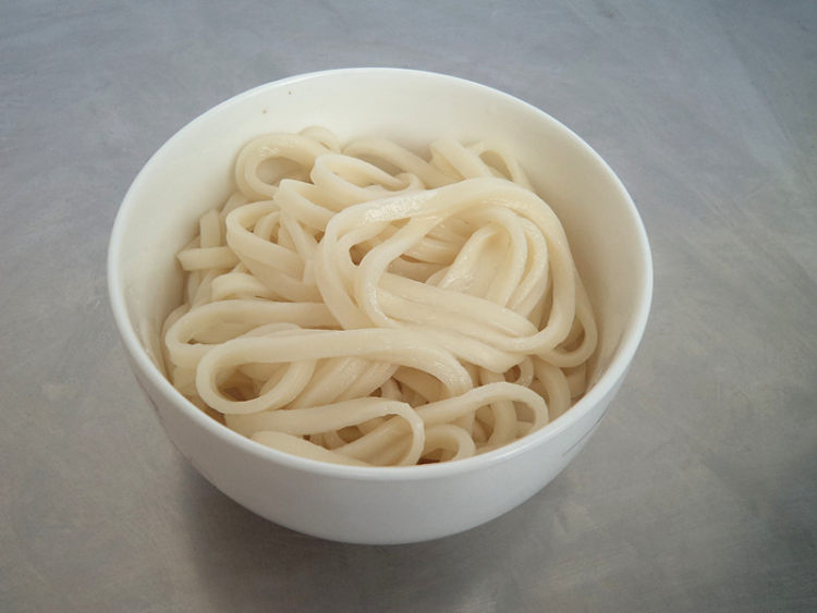 杏鲍菇豌豆番茄面步骤11
