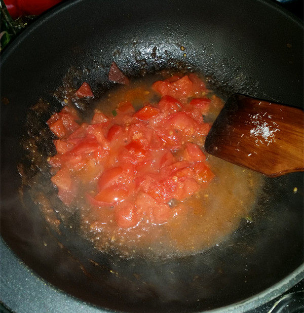 番茄野猪肉酱拌面步骤4