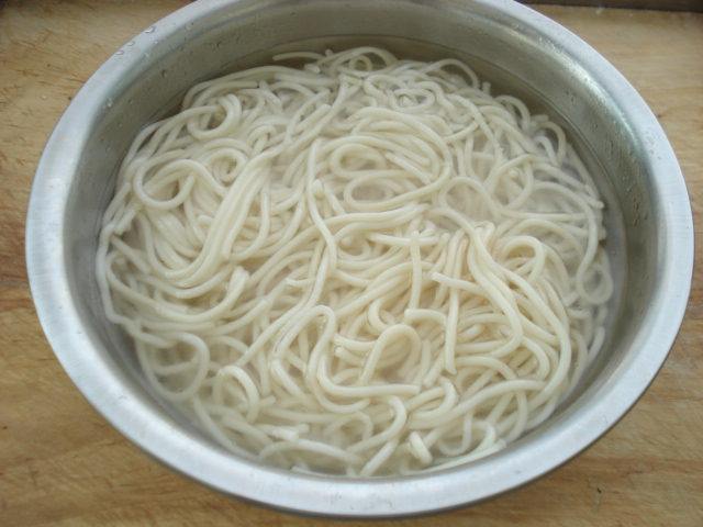 家常凉面步骤2