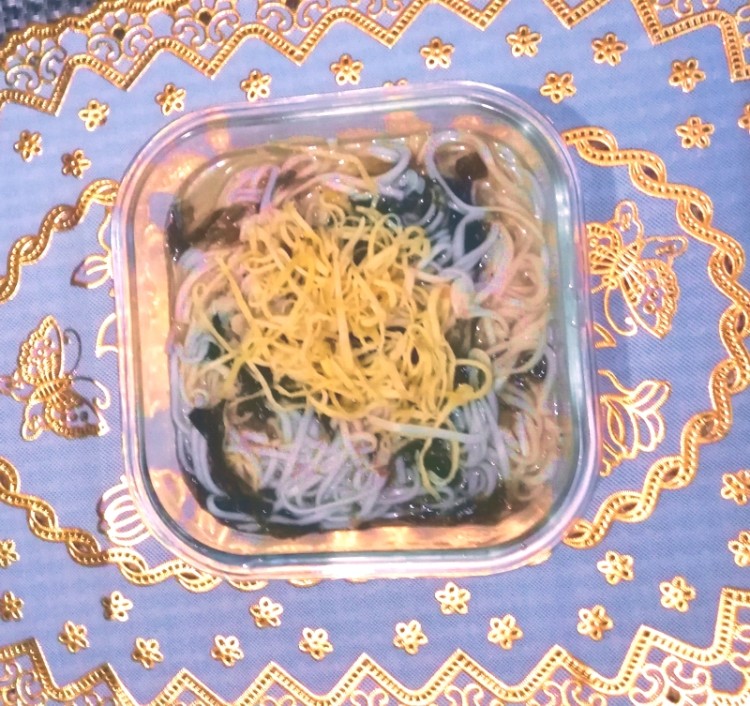 紫菜虾皮蛋丝面步骤5