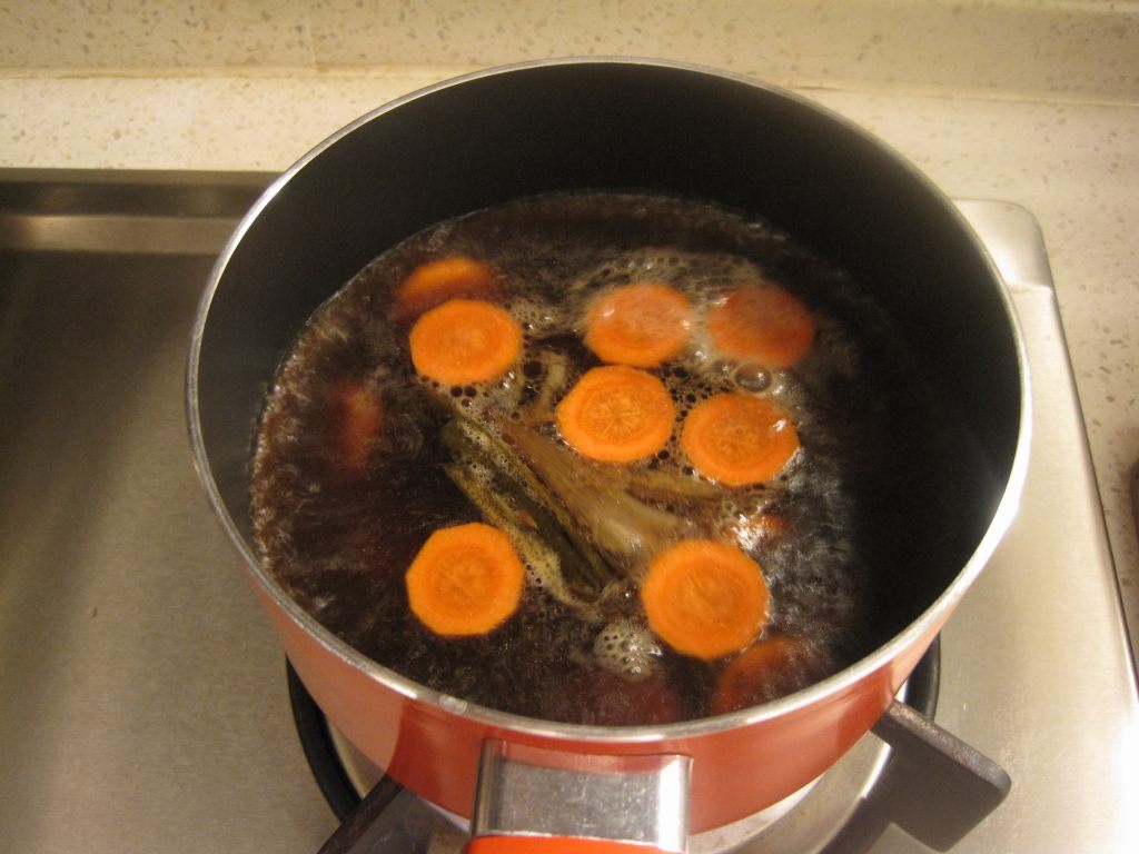 酱牛肉汤面步骤4