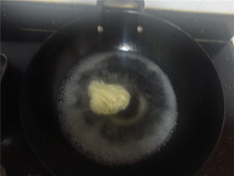 【手工美食】热干面步骤2