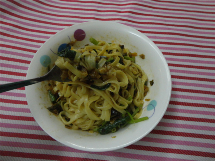 【手工美食】家常拌面步骤9