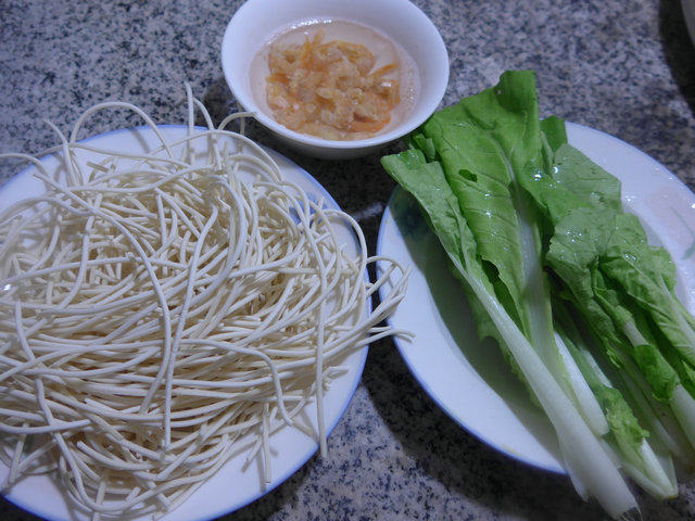 开洋五号菜汤面步骤1