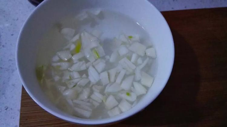 重庆麻辣小面步骤2