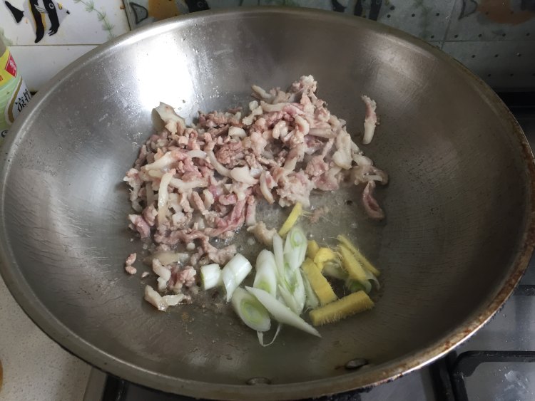 芹菜肉丝蒸面步骤8