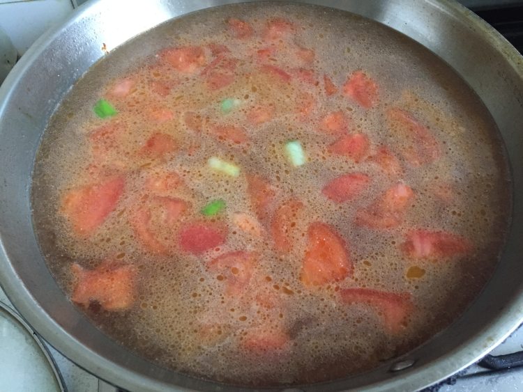 番茄菠菜肉丝面步骤7