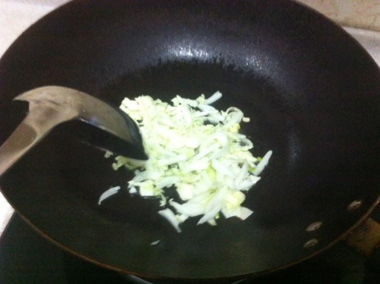 白菜鸡蛋汤面步骤4