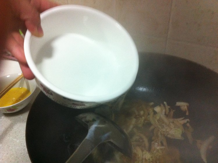 白菜鸡蛋汤面步骤6