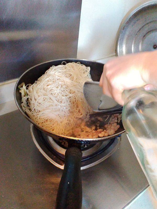 龙虾烩面步骤8