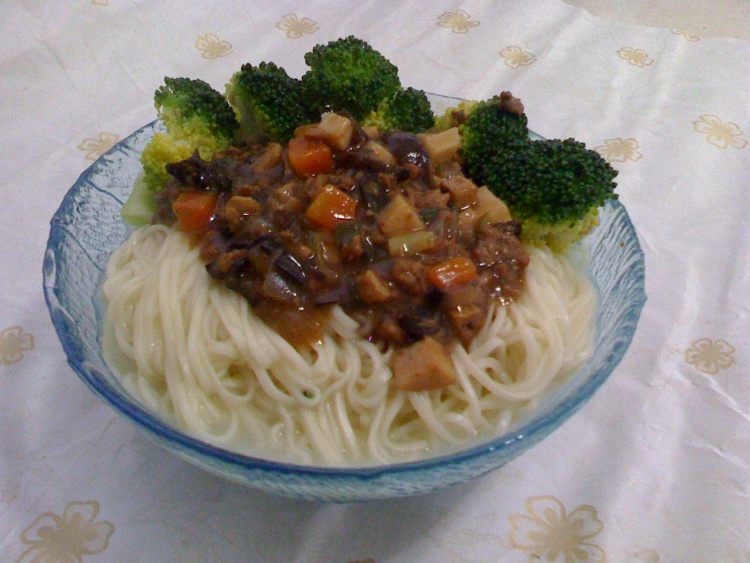 蘑菇酱肉面步骤10