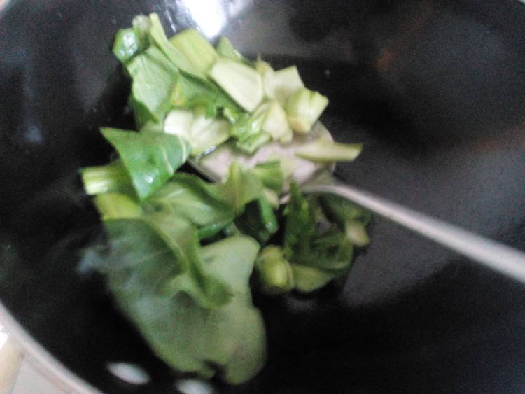 青菜香菇面步骤4