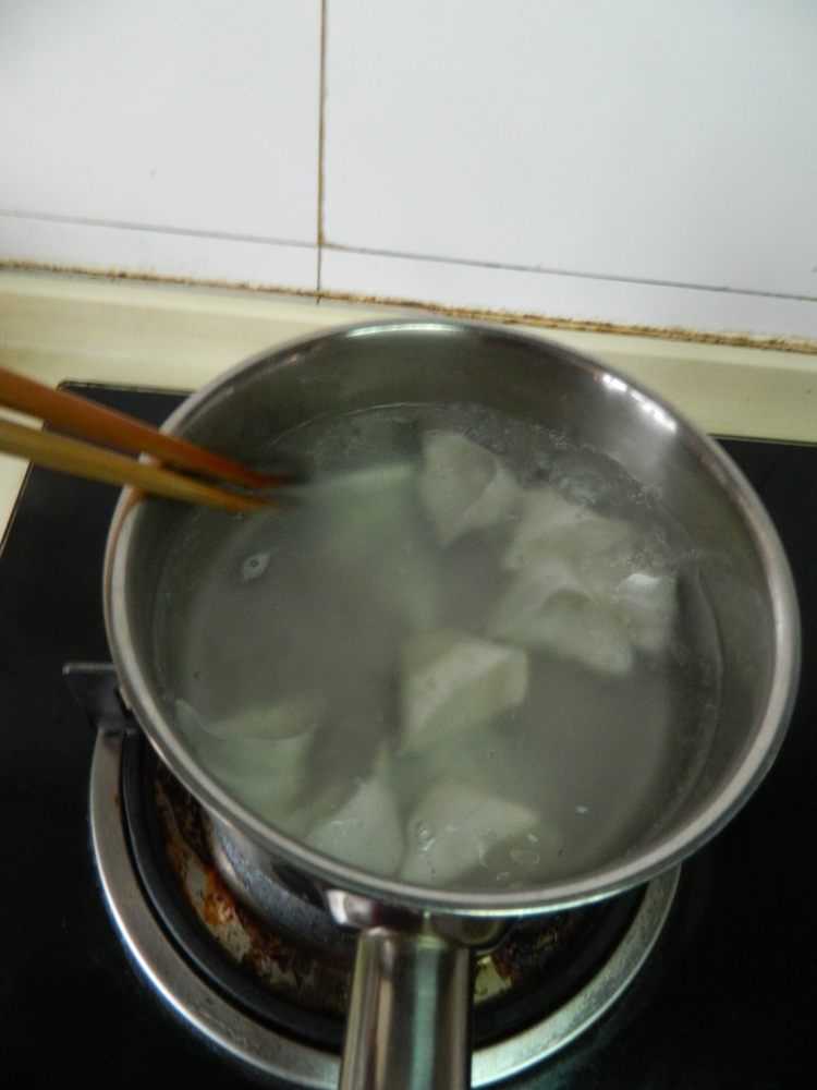 酱油馄饨面步骤4