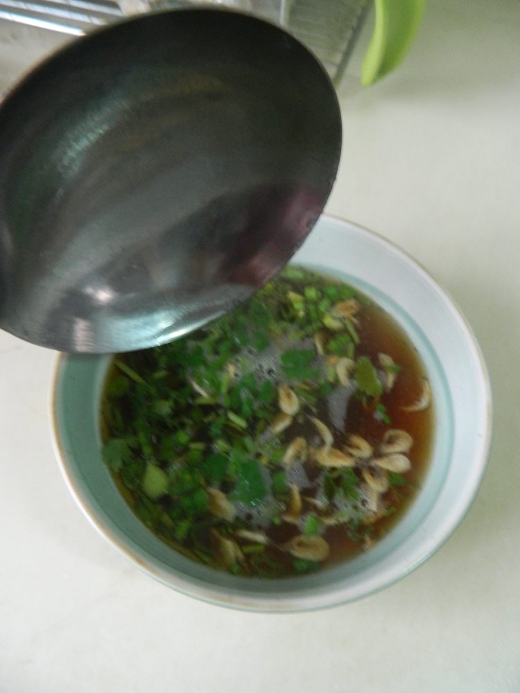 酱油馄饨面步骤6