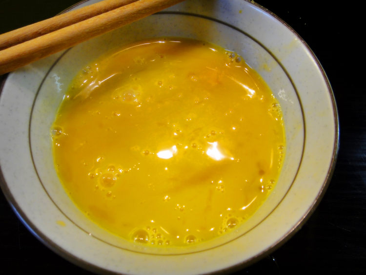鸡蛋西红柿面条汤步骤3