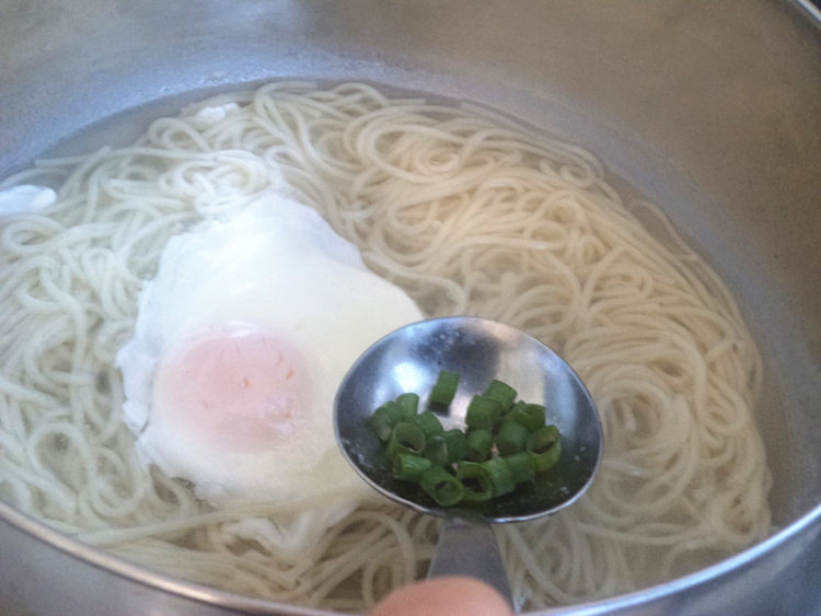 倒炝锅面汤步骤7