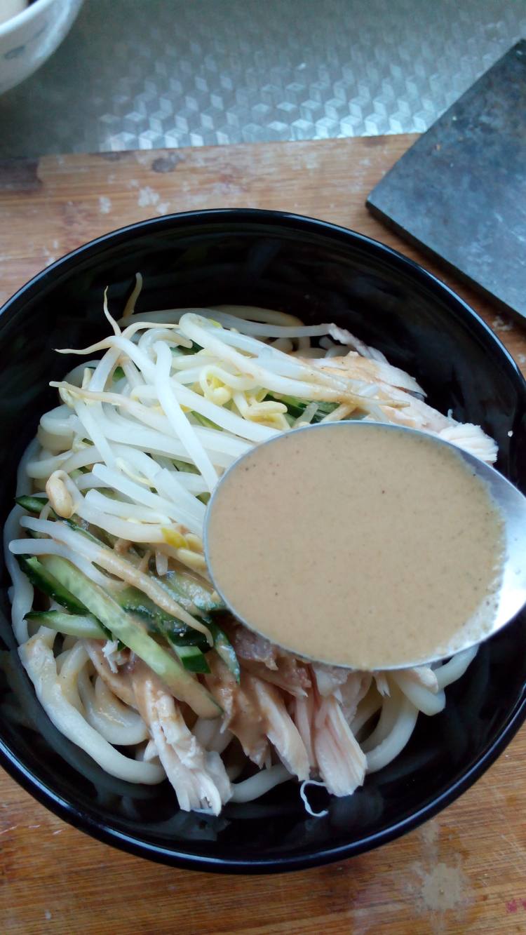 麻酱鸡丝凉面步骤21