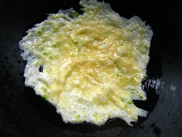 鸡蛋茄汁扯面步骤11