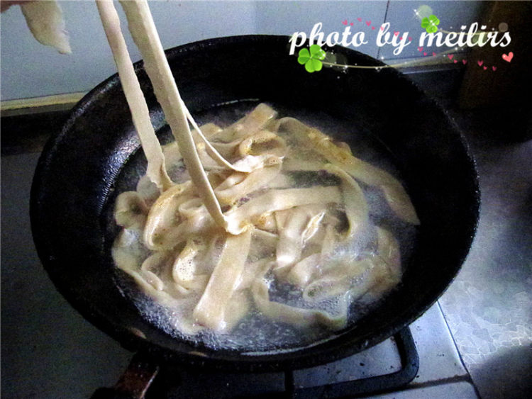 肉末炸酱拌全麦扯面步骤4