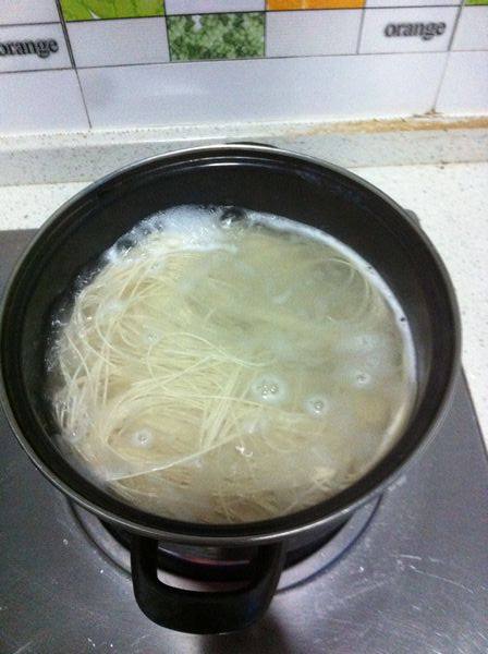 鸡蛋豆腐汤面步骤9