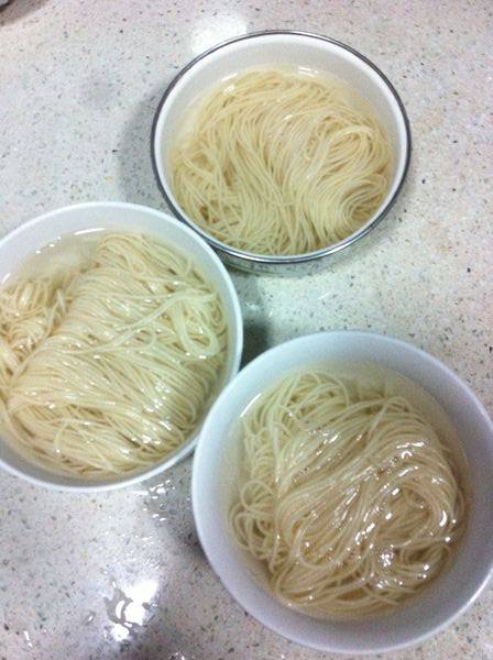 鸡蛋豆腐汤面步骤10