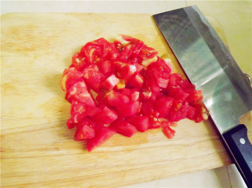 西红柿豆芽面步骤2